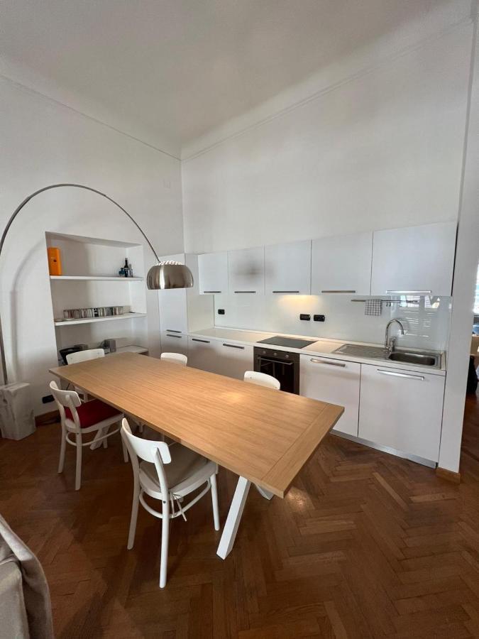 Riviera18 Apartment ลาสเปเซีย ภายนอก รูปภาพ
